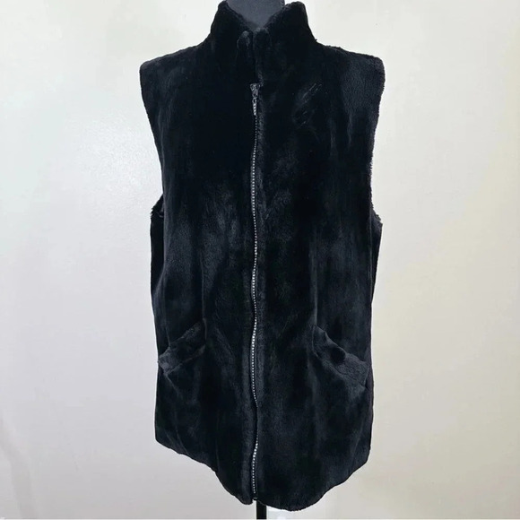 Vintage  Faux Fur Black Velvet Vest - Picture 1 of 16